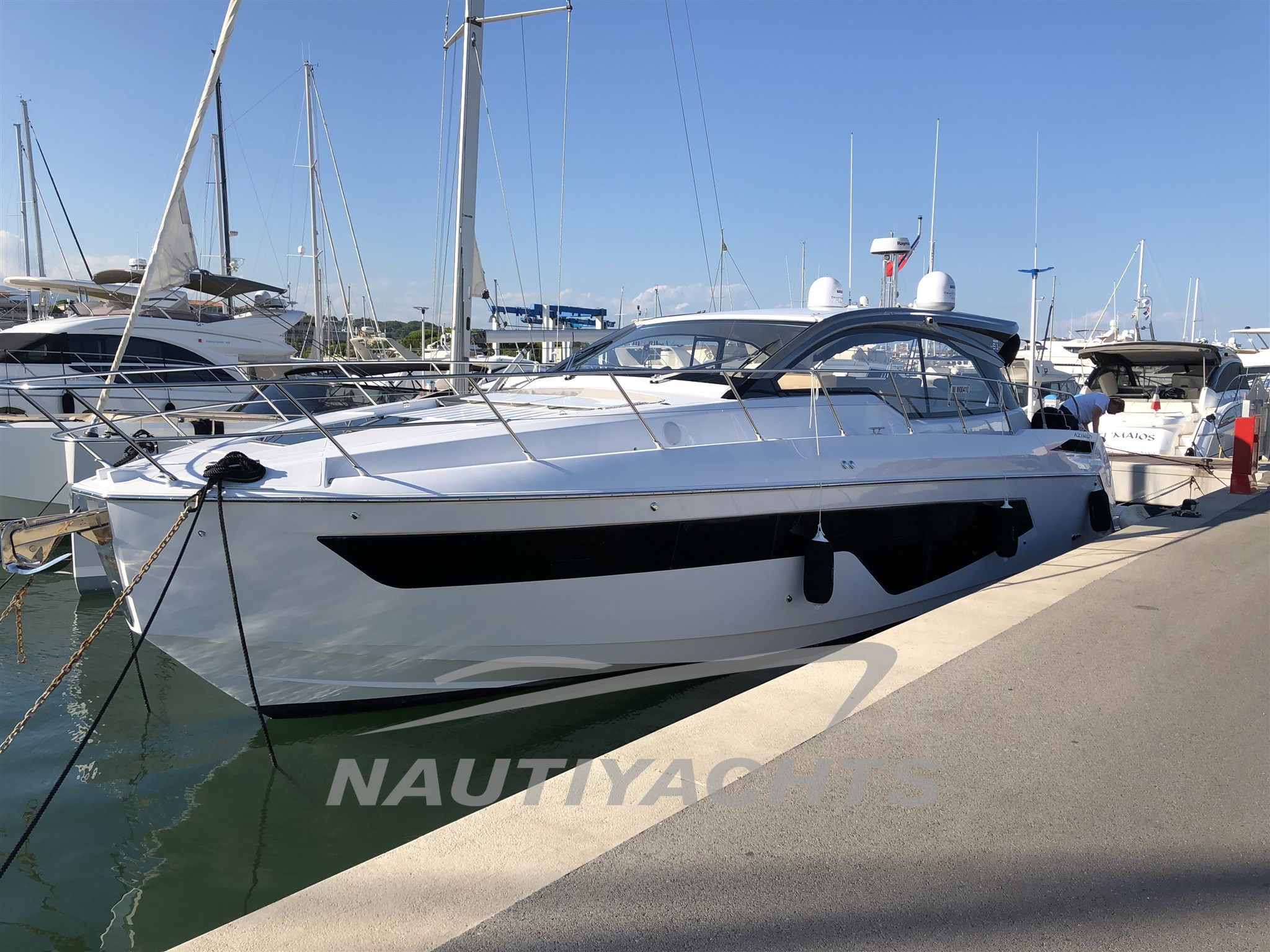 slider 1 Azimut Atlantis 51